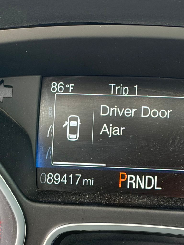 Thumbnail: 2018 Ford Focus - 8