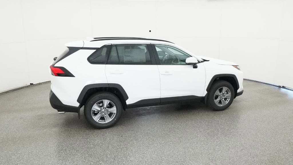 Thumbnail: 2025 Toyota RAV4 - 10