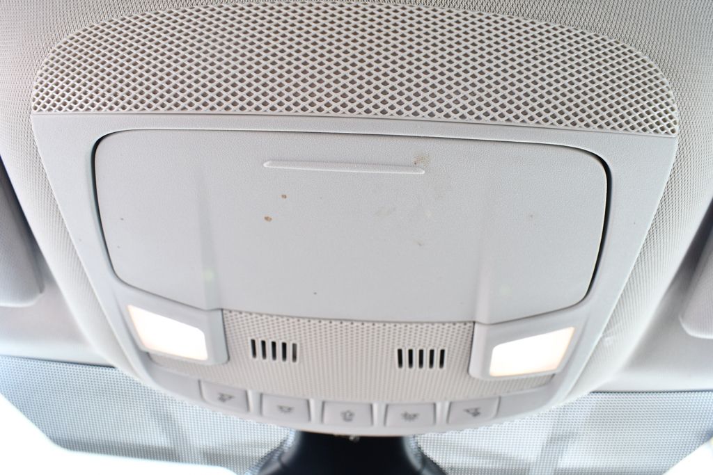 Used 2023 Gray Ford SEL image 33