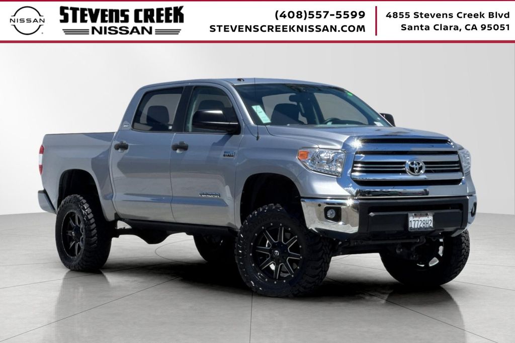 2017 Toyota Tundra SR5 CrewMax 5.7L 4WD