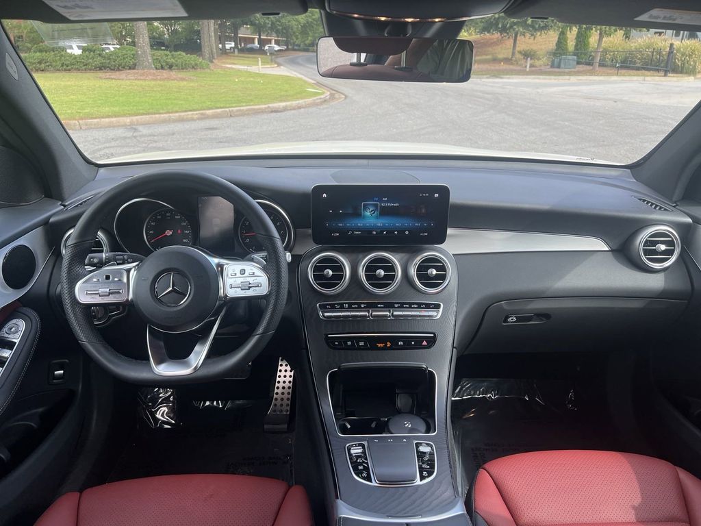 2022 Mercedes-Benz GLC GLC 300 24