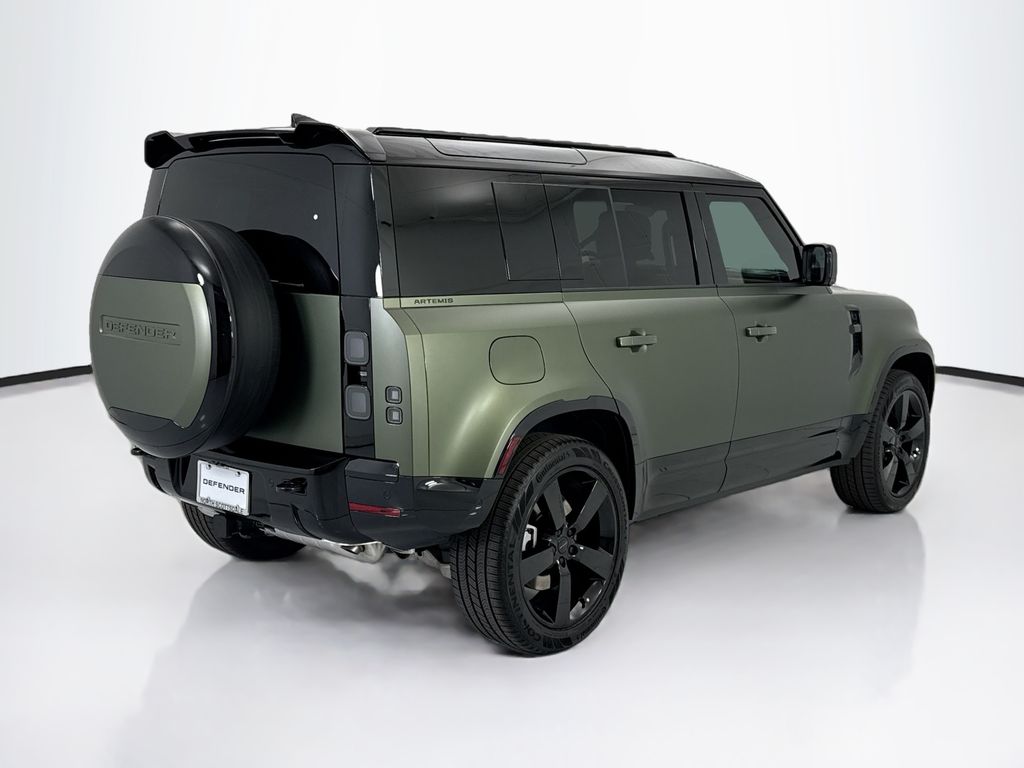 Thumbnail: 2026 Land Rover Defender - 5