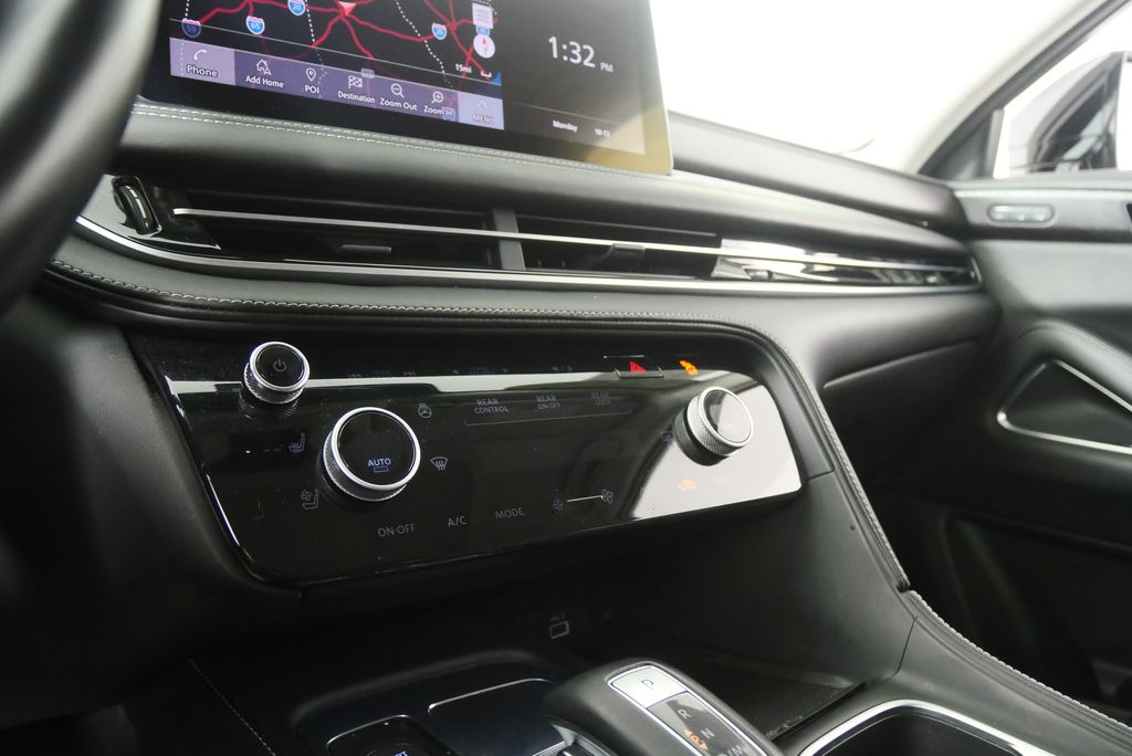 Thumbnail: 2022 INFINITI QX60 - 27