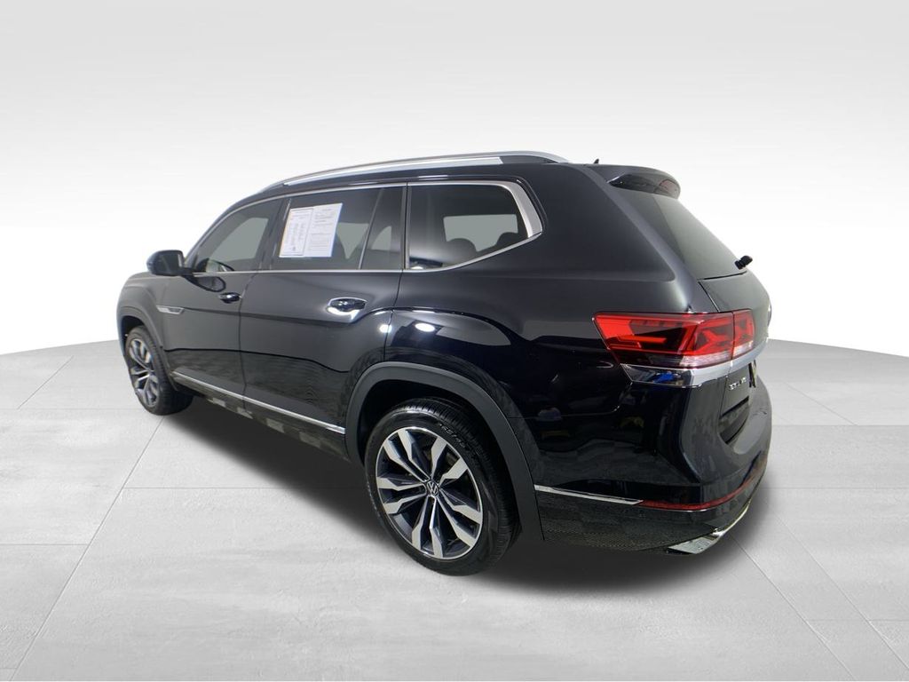 2023 Volkswagen Atlas 3.6L V6 SEL Premium R-Line 4