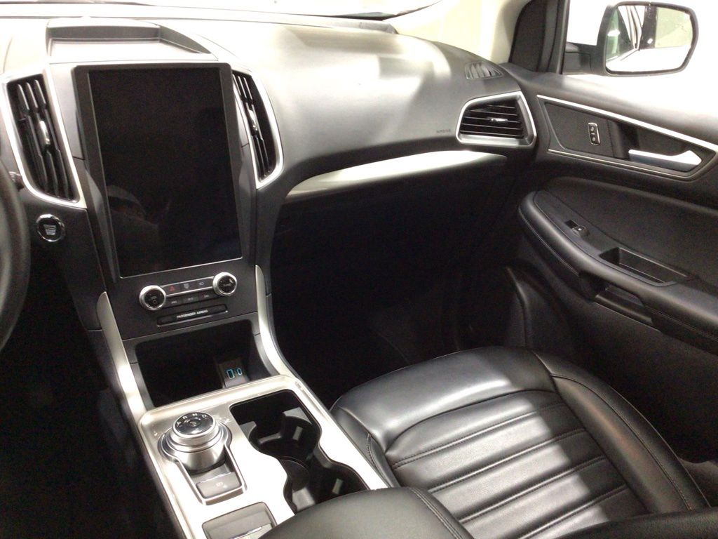Used 2024 Ford Edge SUV