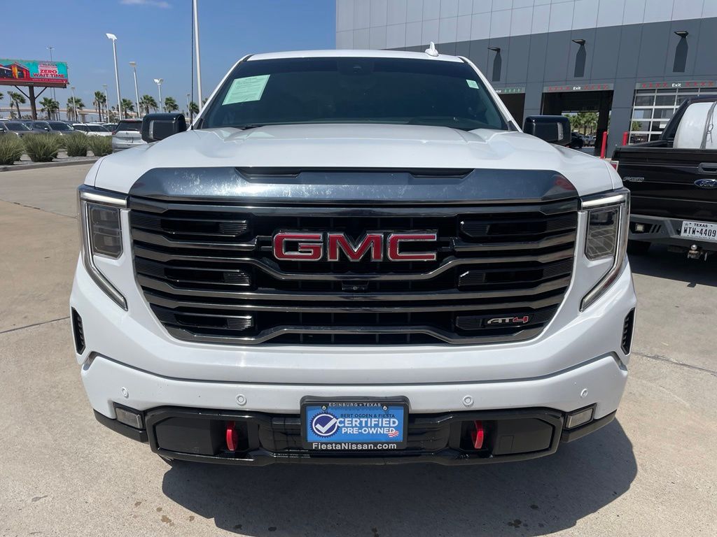 Used 2023 White GMC AT4 image 2