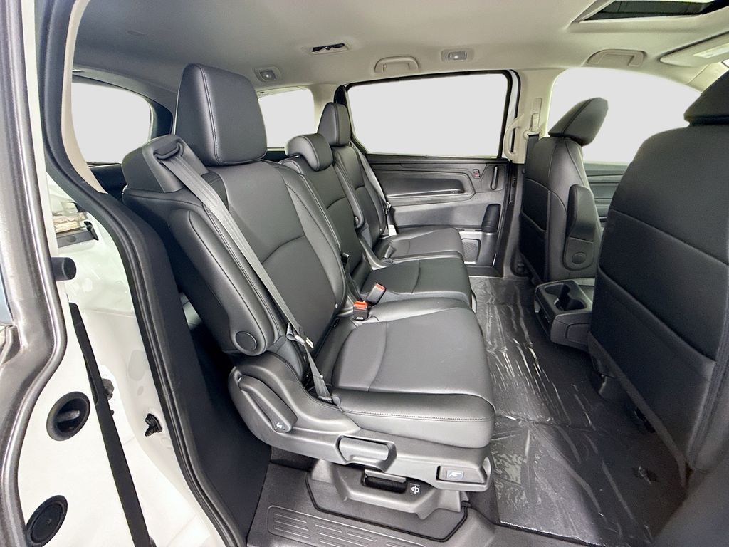 Thumbnail: 2026 Honda Odyssey - 22