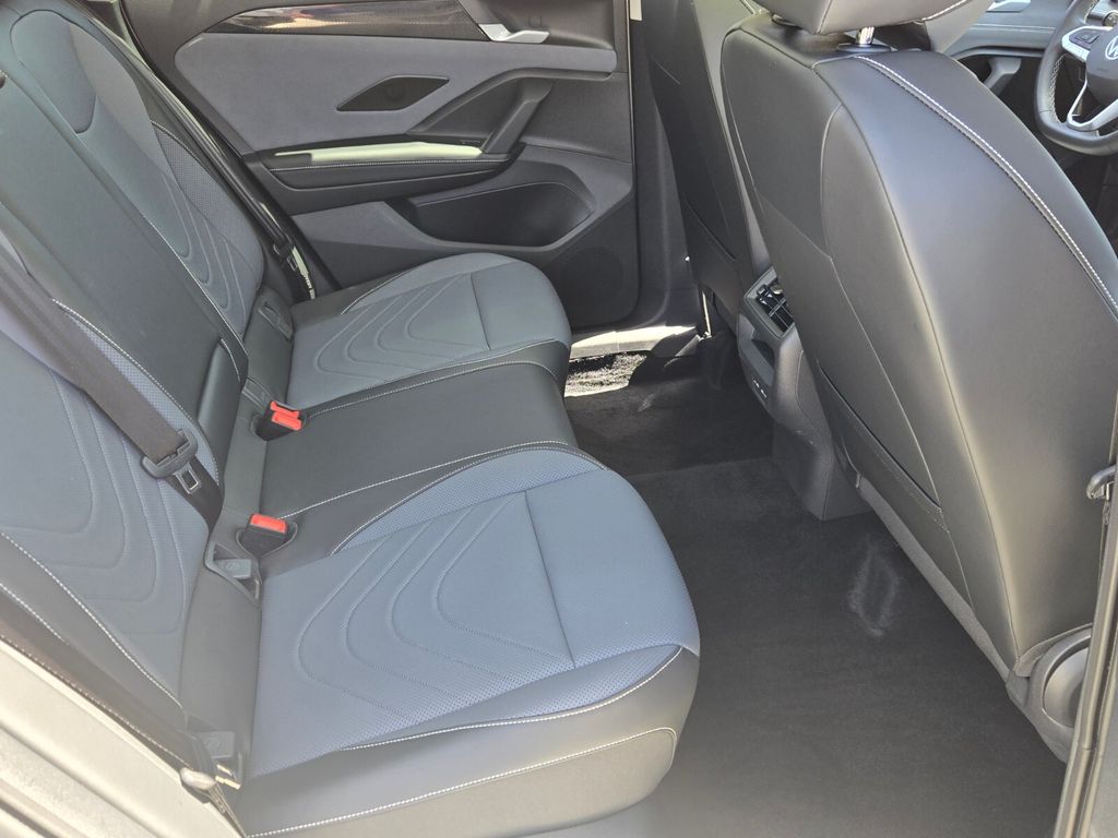 2025 Volkswagen Tiguan - $29,900