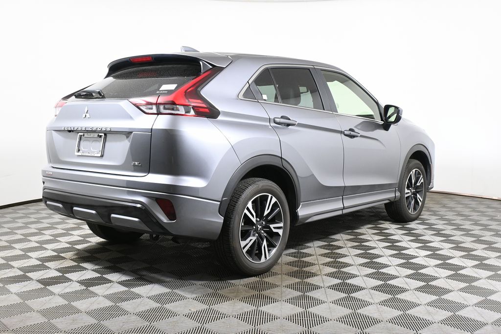 Thumbnail: 2024 Mitsubishi Eclipse Cross - 7