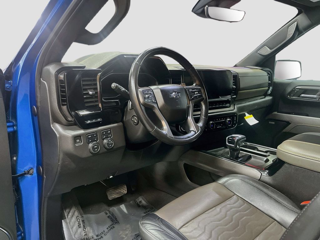 Used 2023 Glacier Blue Metallic Chevrolet ZR2 image 9