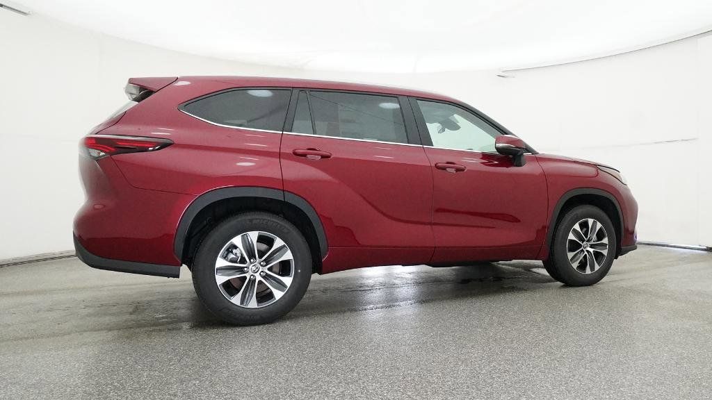 Thumbnail: 2025 Toyota Highlander - 7