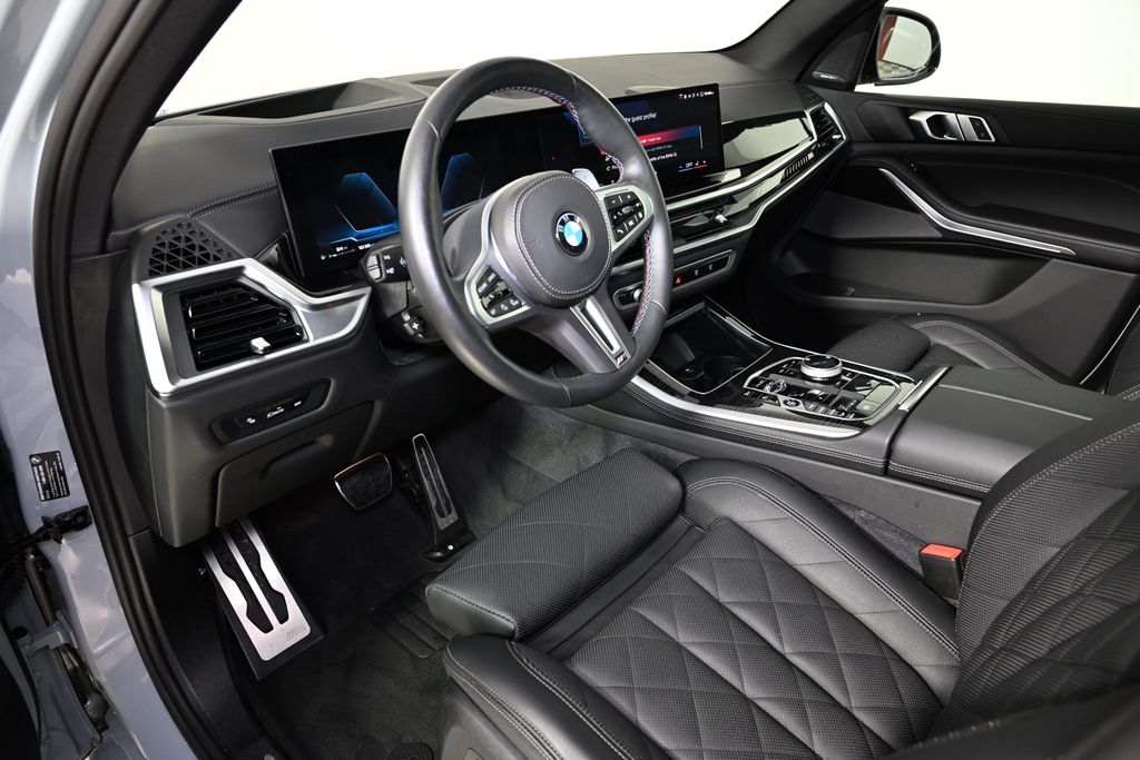 Thumbnail: 2025 BMW X5 - 16