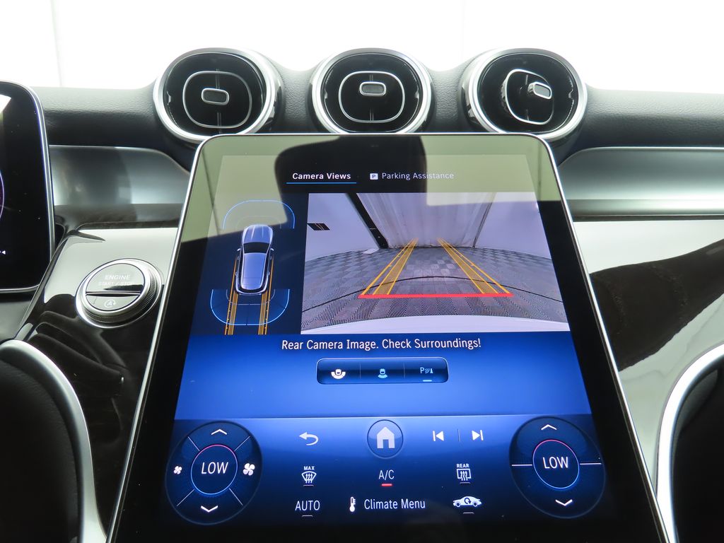 Thumbnail: 2025 Mercedes-Benz GLC - 15