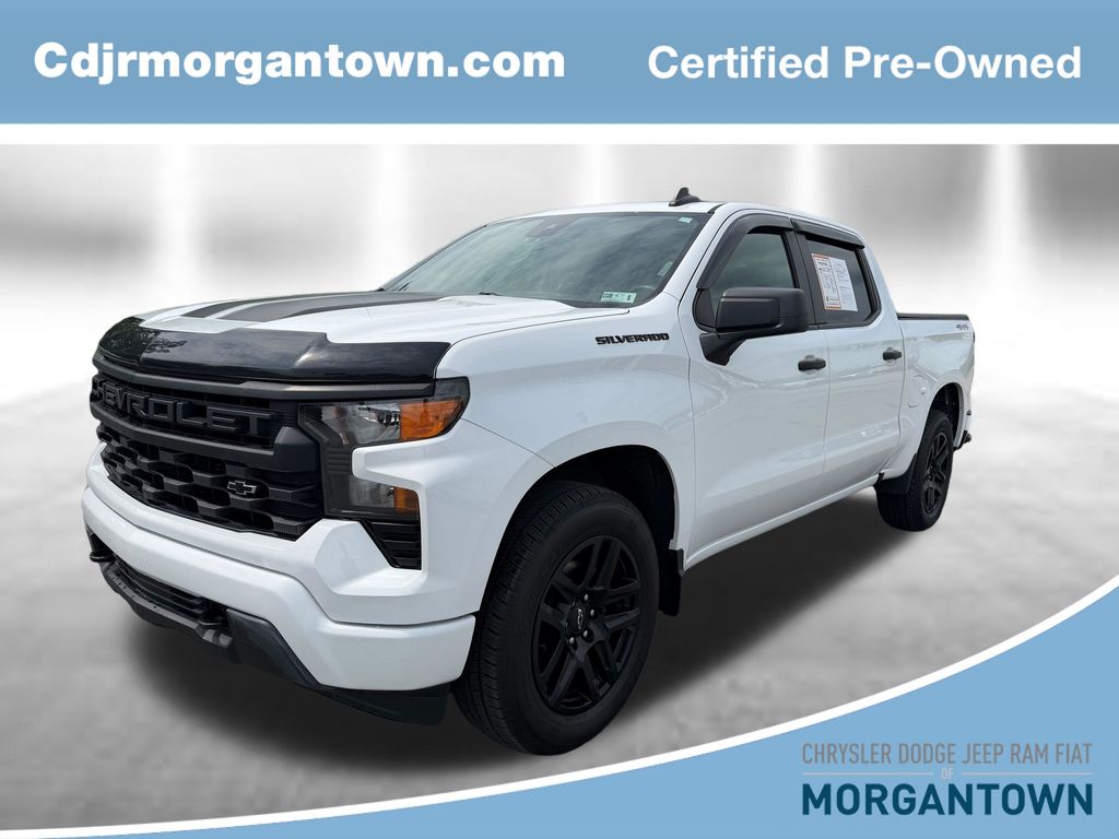 Summit White 2022 Chevrolet Silverado 1500 Custom Crew Cab 4WD Pickup Truck Four-Wheel Drive 8-Speed Automatic