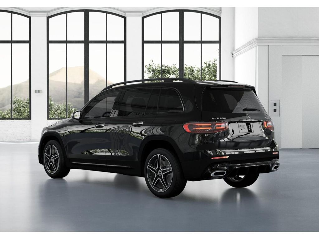 2025 Mercedes-Benz GLB 250 29