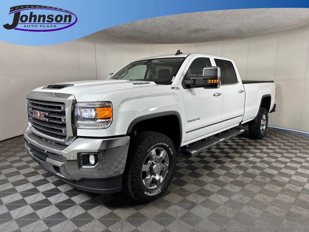 Summit White 2018 GMC Sierra 3500HD Pickup Truck Four-Wheel Drive 6-Speed Automatic