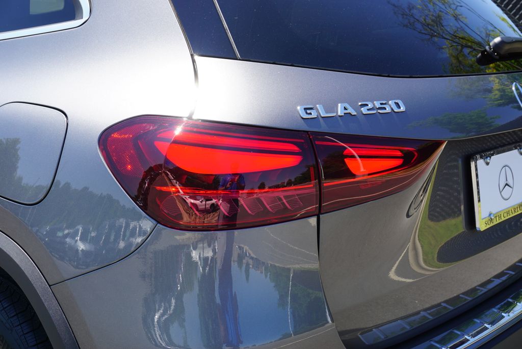 Thumbnail: 2026 Mercedes-Benz GLA - 14