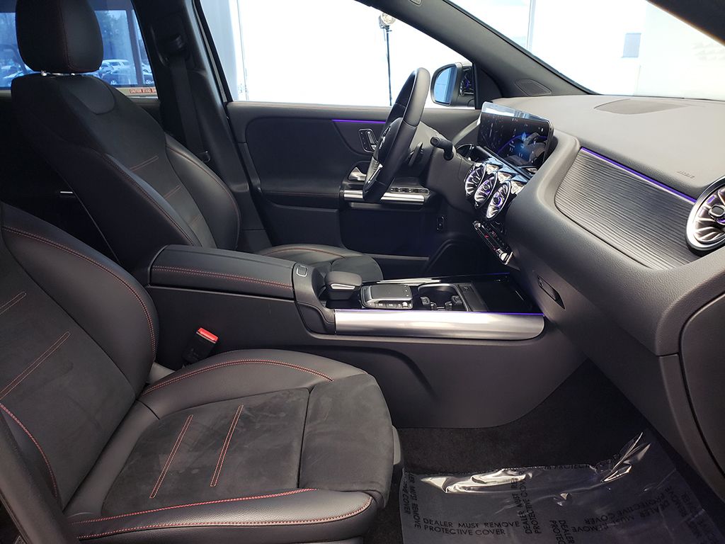 Thumbnail: 2023 Mercedes-Benz GLA - 26