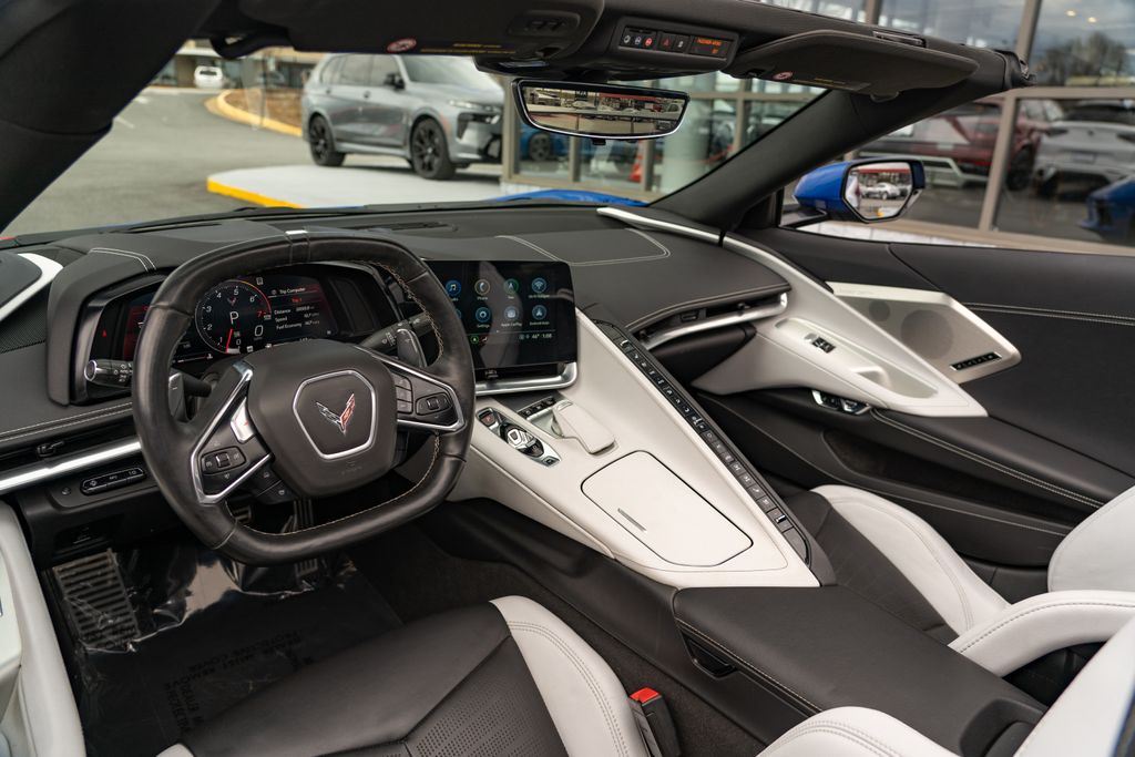 2021 Chevrolet Corvette Stingray photo