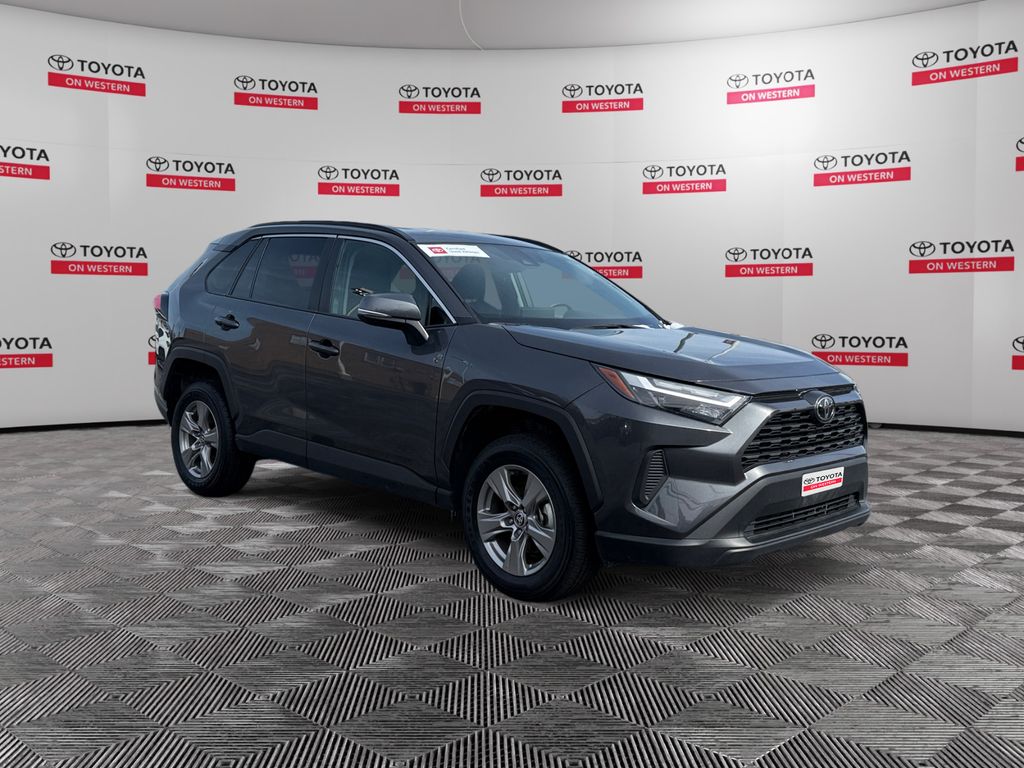 2025 Toyota RAV4 XLE AWD