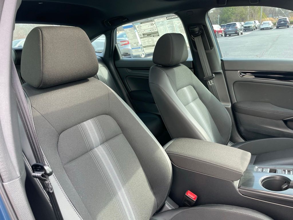 Thumbnail: 2026 Honda Civic - 31