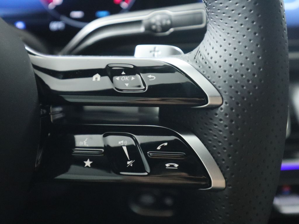 Thumbnail: 2026 Mercedes-Benz GLE - 13