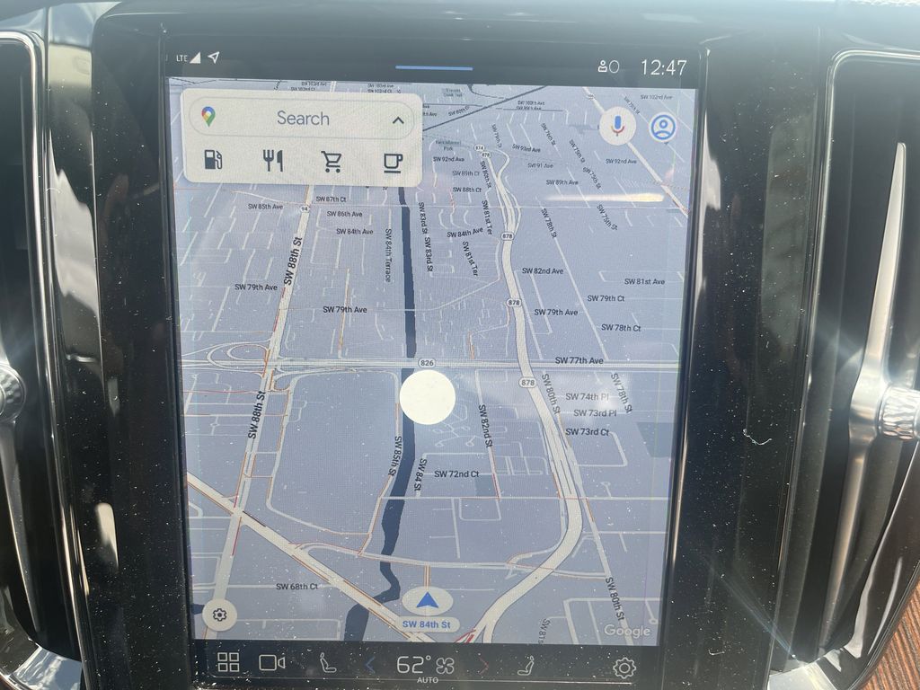 2023 Volvo XC60 B5 Plus Dark Theme photo