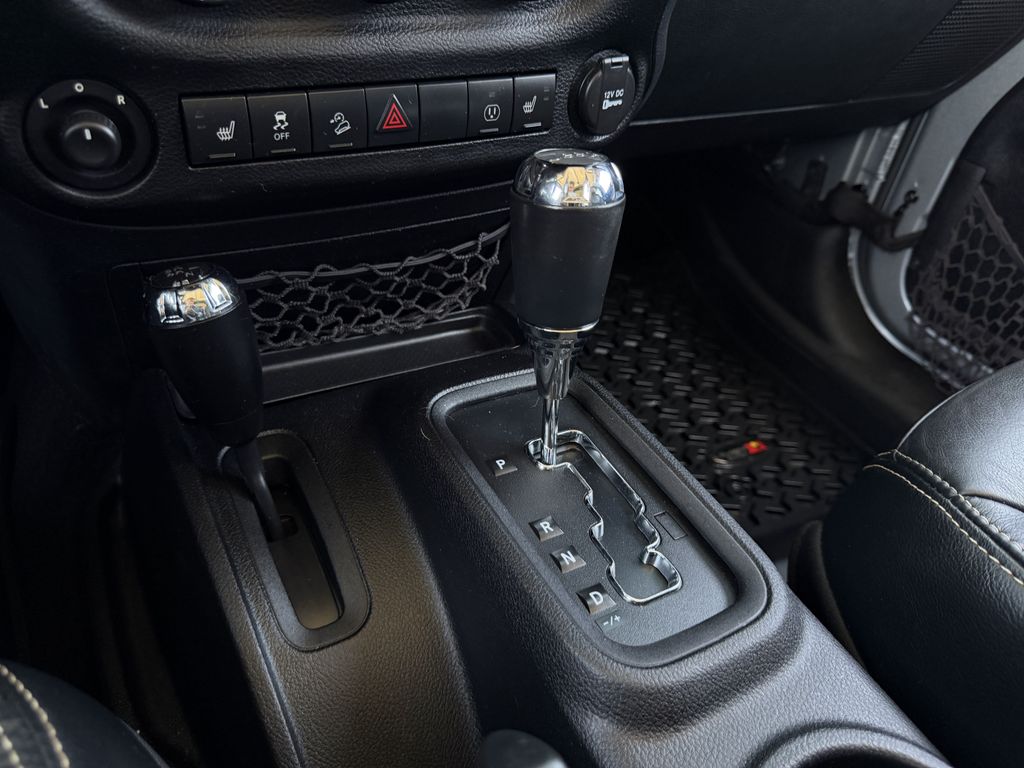 Used 2013 Jeep Wrangler SUV