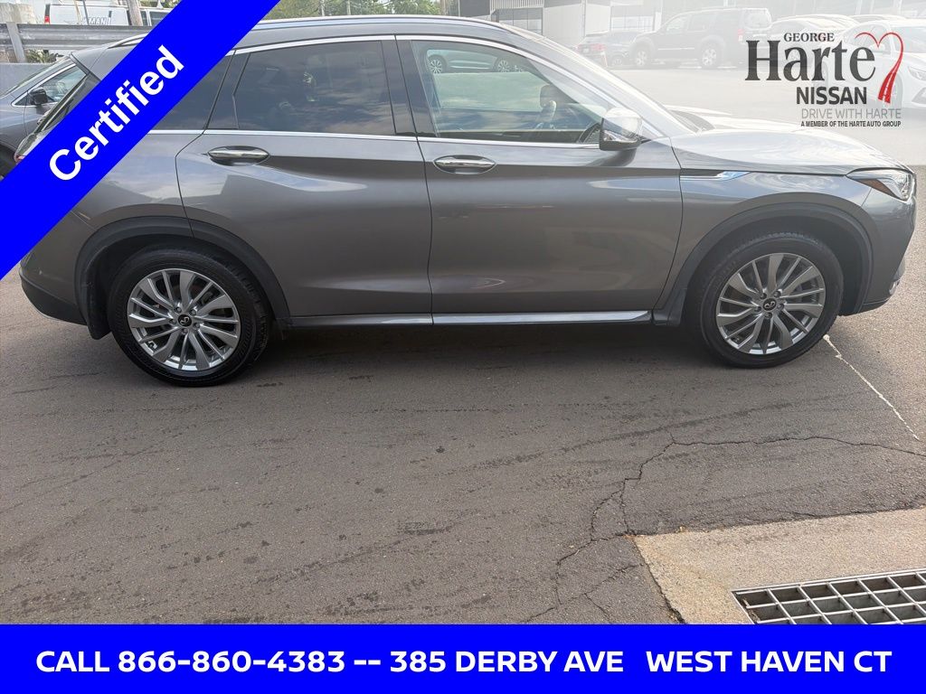 2023 INFINITI QX50 LUXE