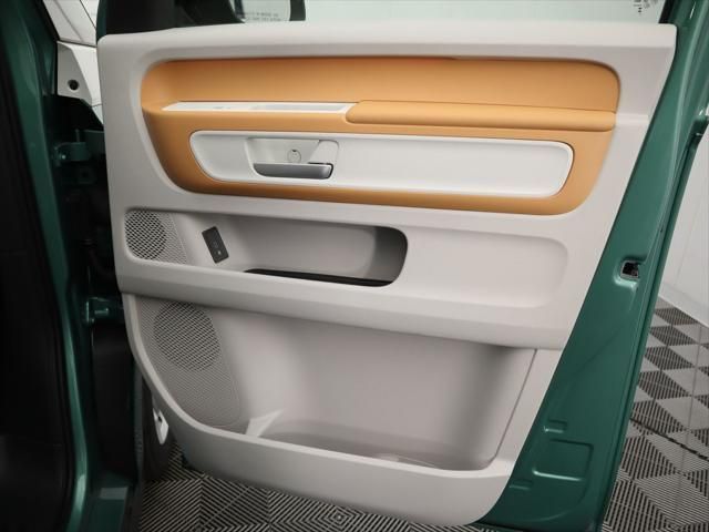 Thumbnail: 2025 Volkswagen ID.Buzz - 27