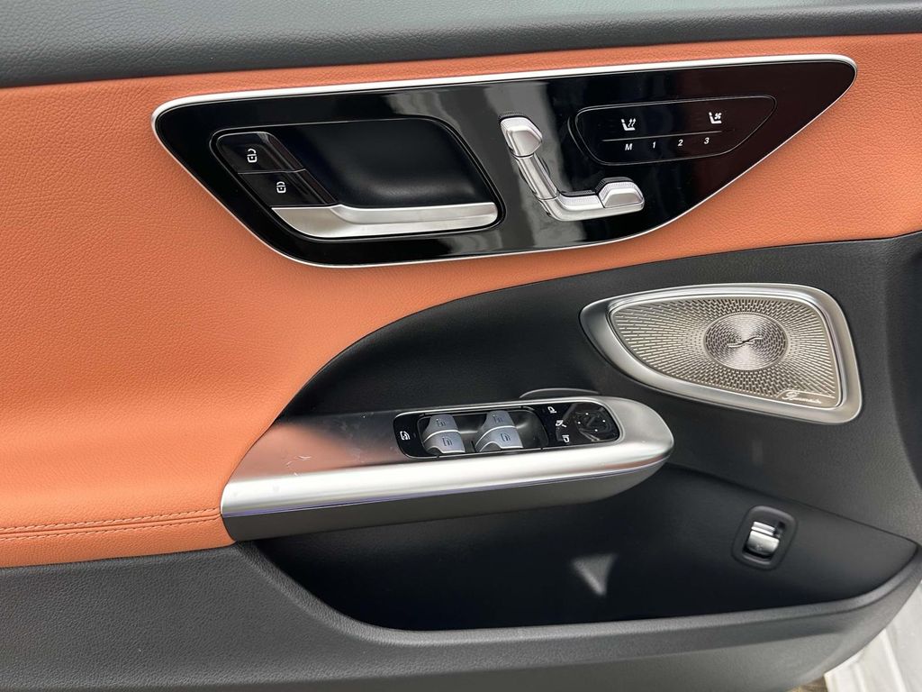 2025 Mercedes-Benz C-Class C 300 13