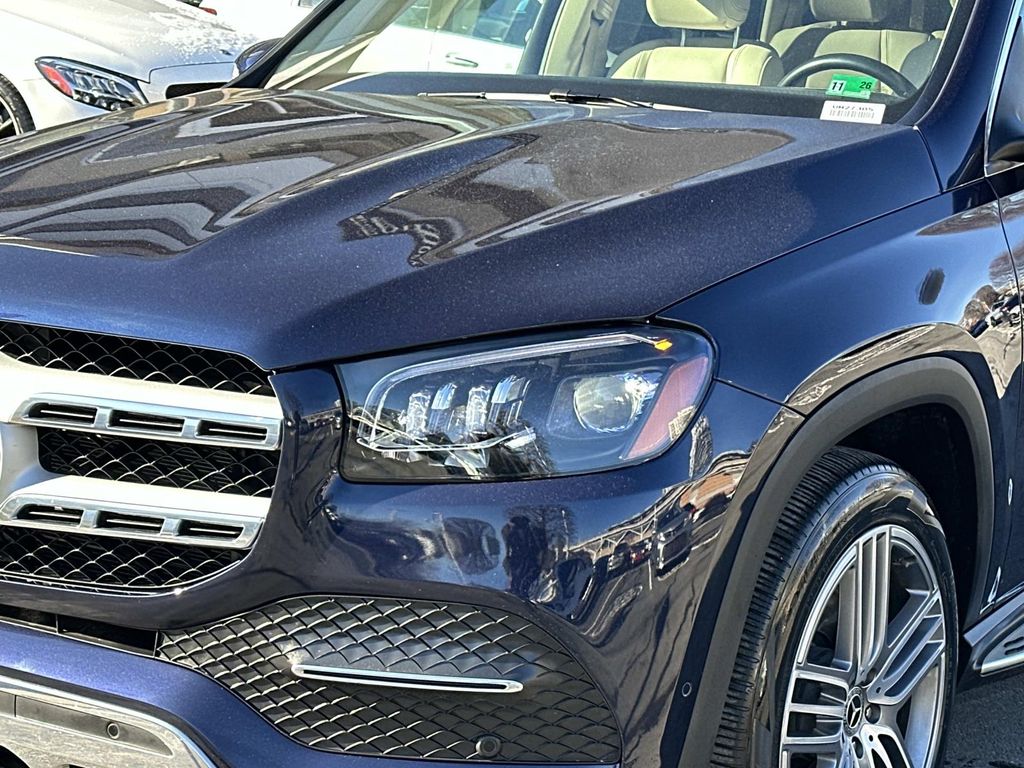 Thumbnail: 2022 Mercedes-Benz GLS - 2