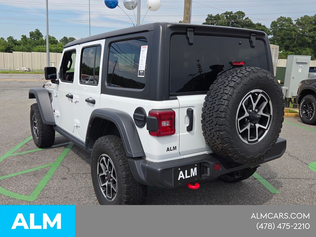 Used 2025 White Jeep Rubicon image 13