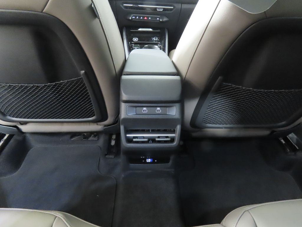 Thumbnail: 2026 Audi Q3 - 23