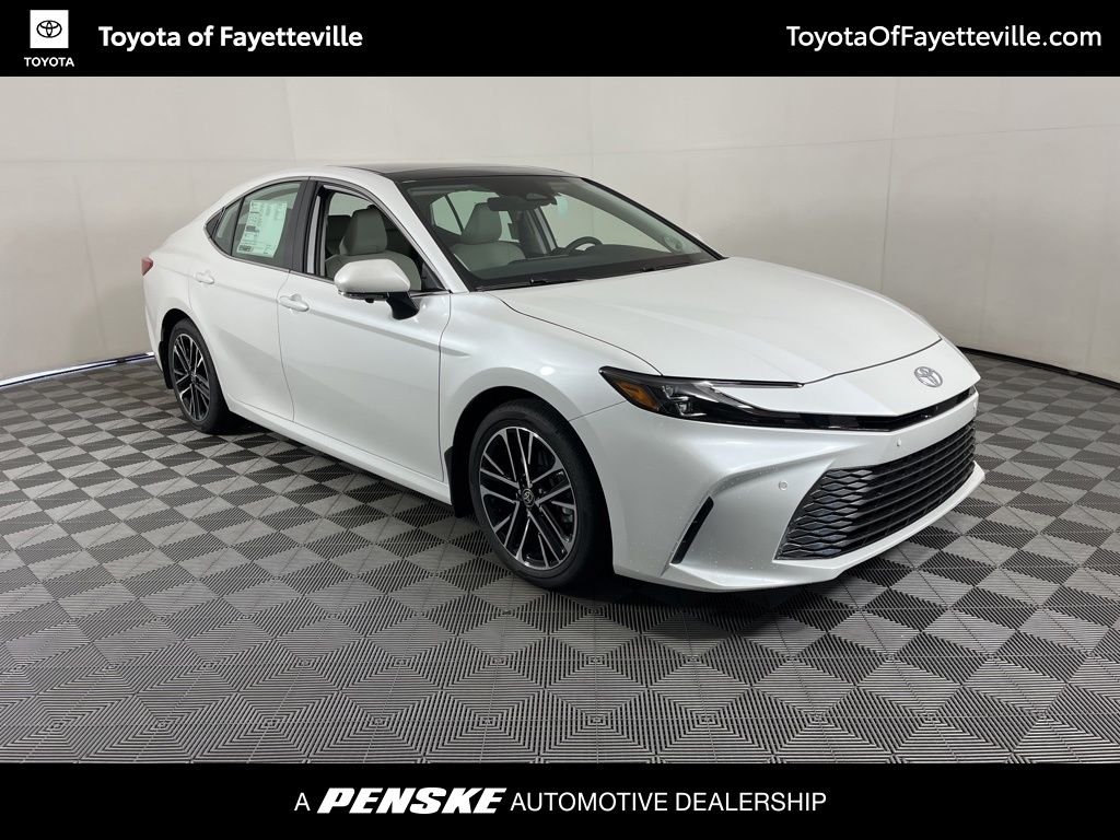 2025 Toyota Camry XLE 6