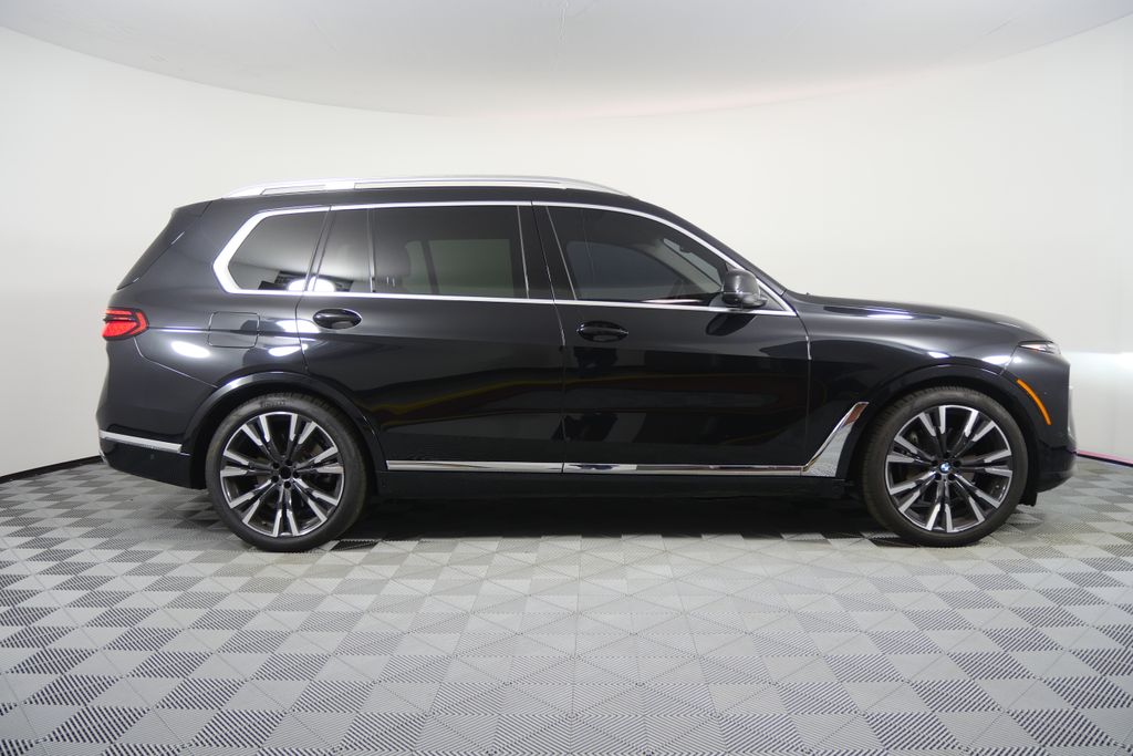 Thumbnail: 2024 BMW X7 - 2