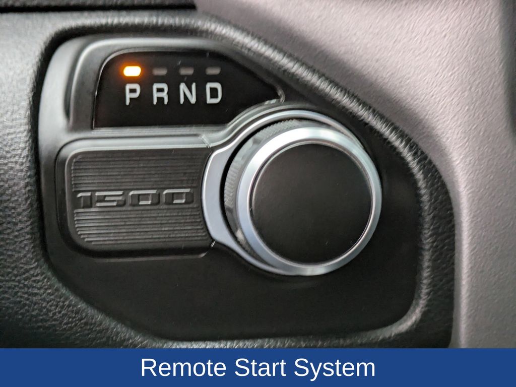 2022 Ram 1500 Big Horn Crew Cab 4x2 5'7" Box