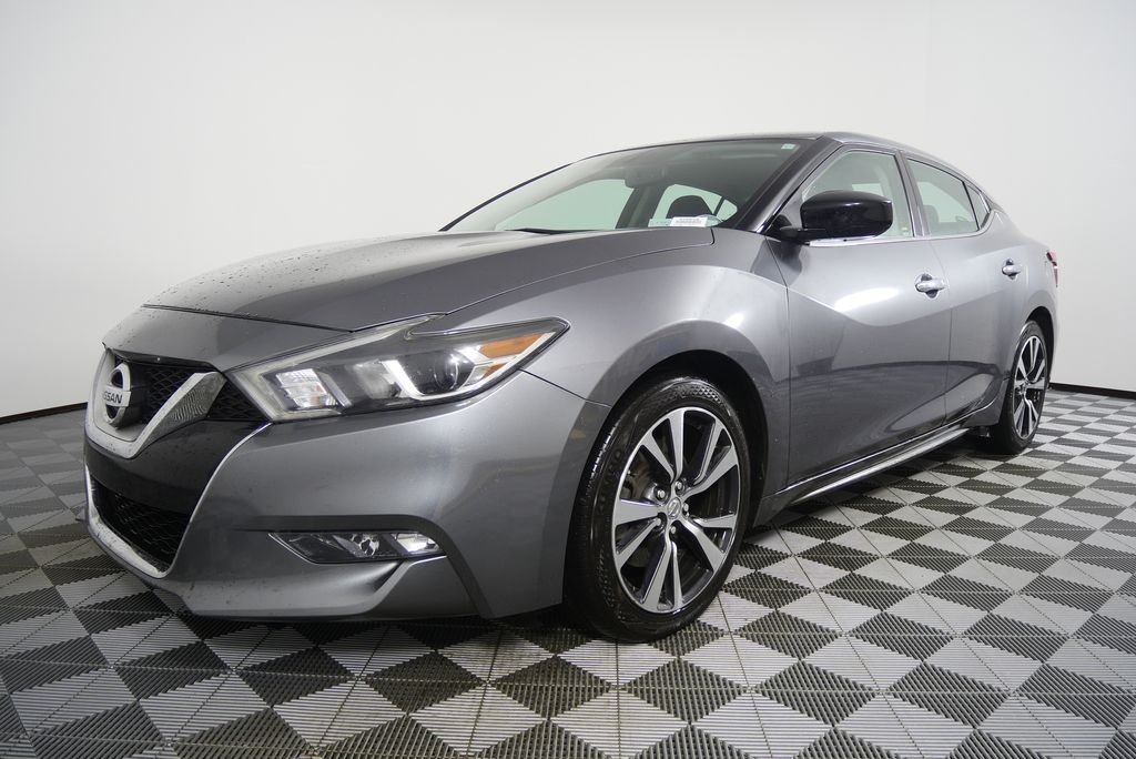 Thumbnail: 2016 Nissan Maxima - 8