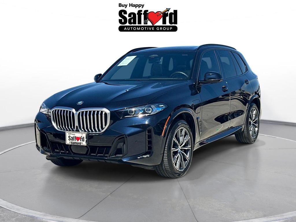 2025 BMW X5 xDrive50e's photo