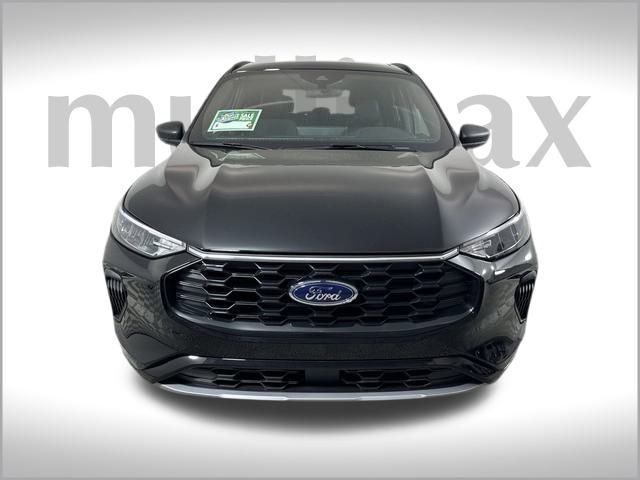 2024 Ford Escape ST-Line photo 9