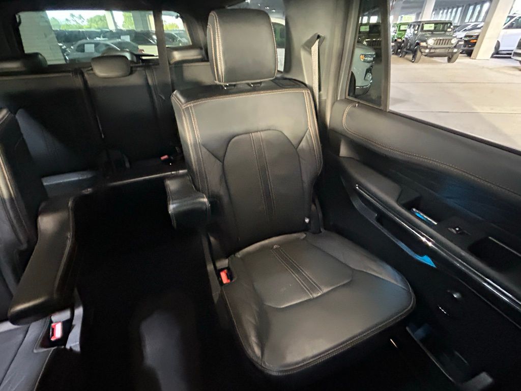 Used 2023 Agate Black Metallic Ford Platinum image 14