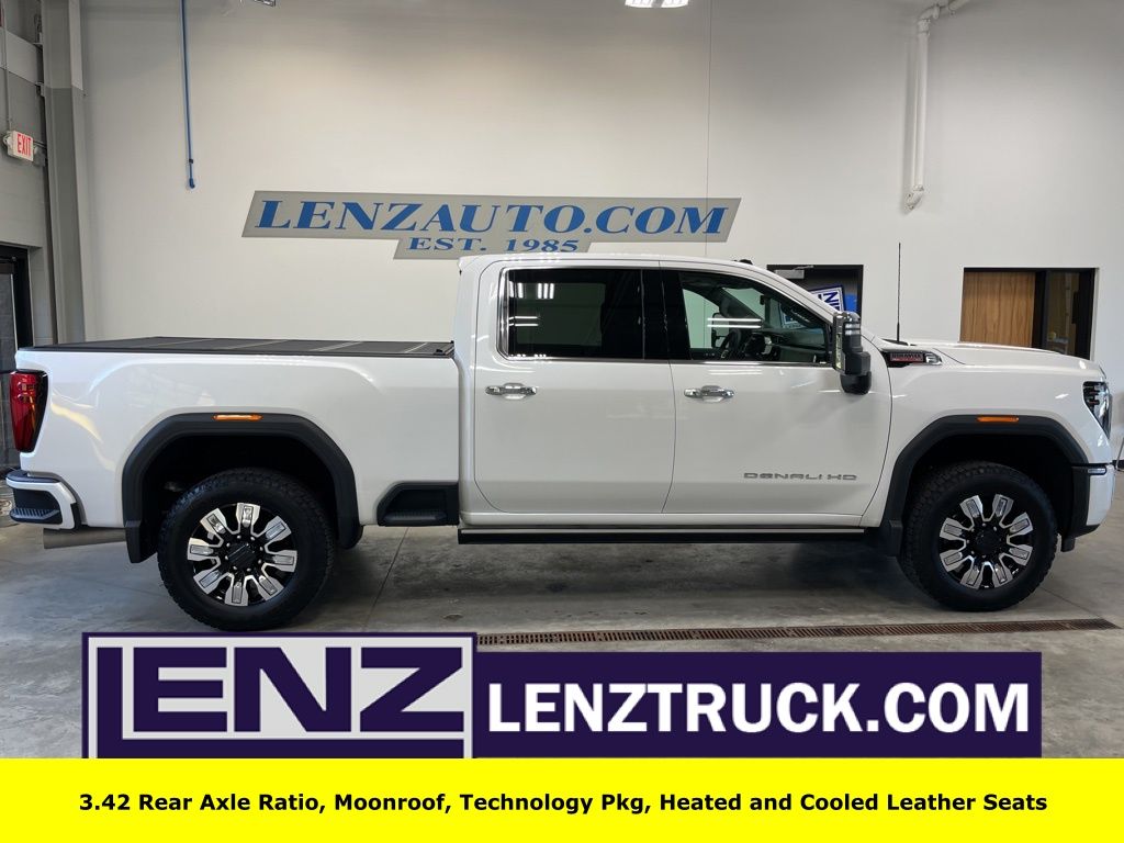 2025 GMC Sierra 2500HD Denali Crew Cab 4WD