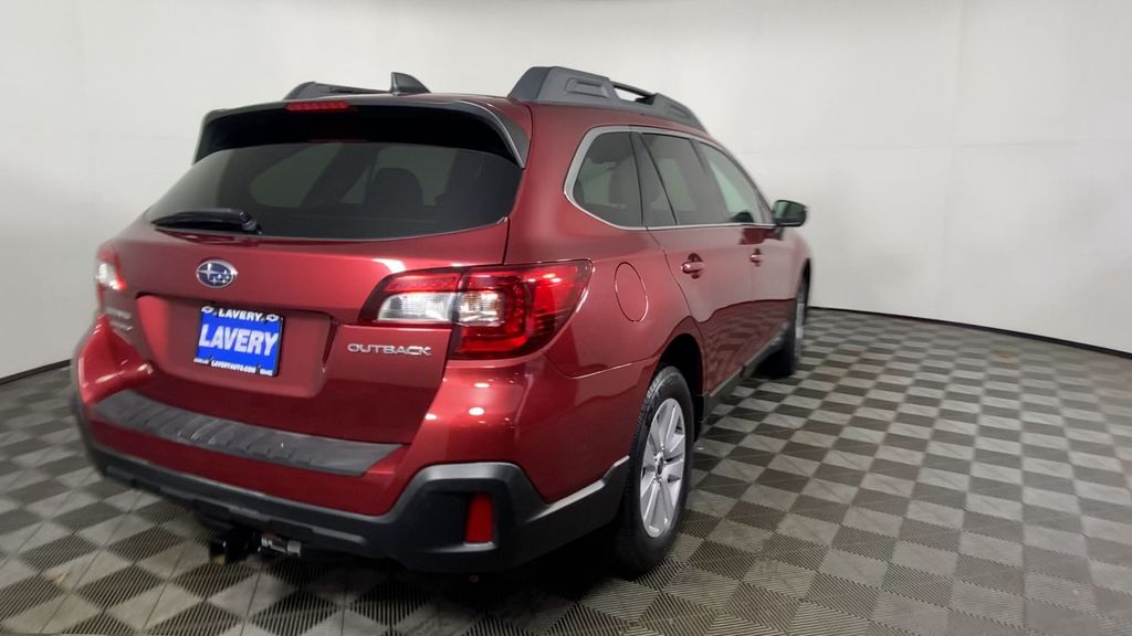 2019 Subaru Outback 2.5i Premium 8