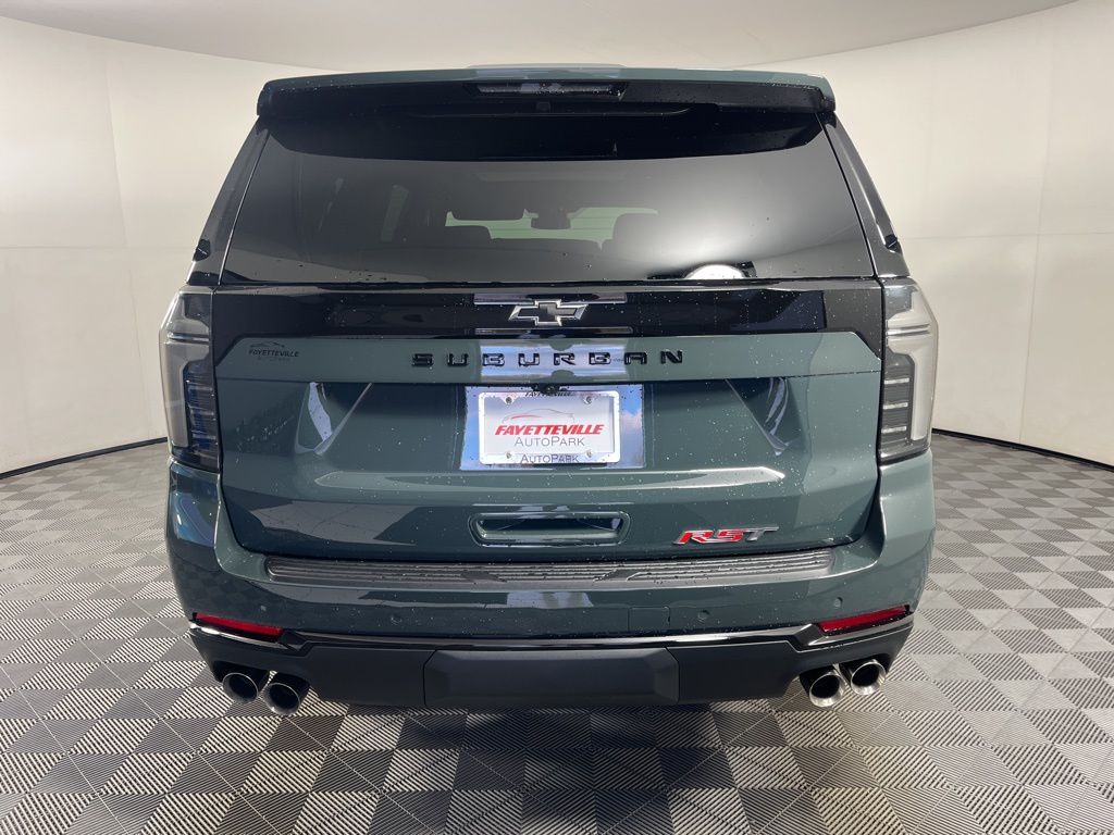 Thumbnail: 2026 Chevrolet Suburban - 4