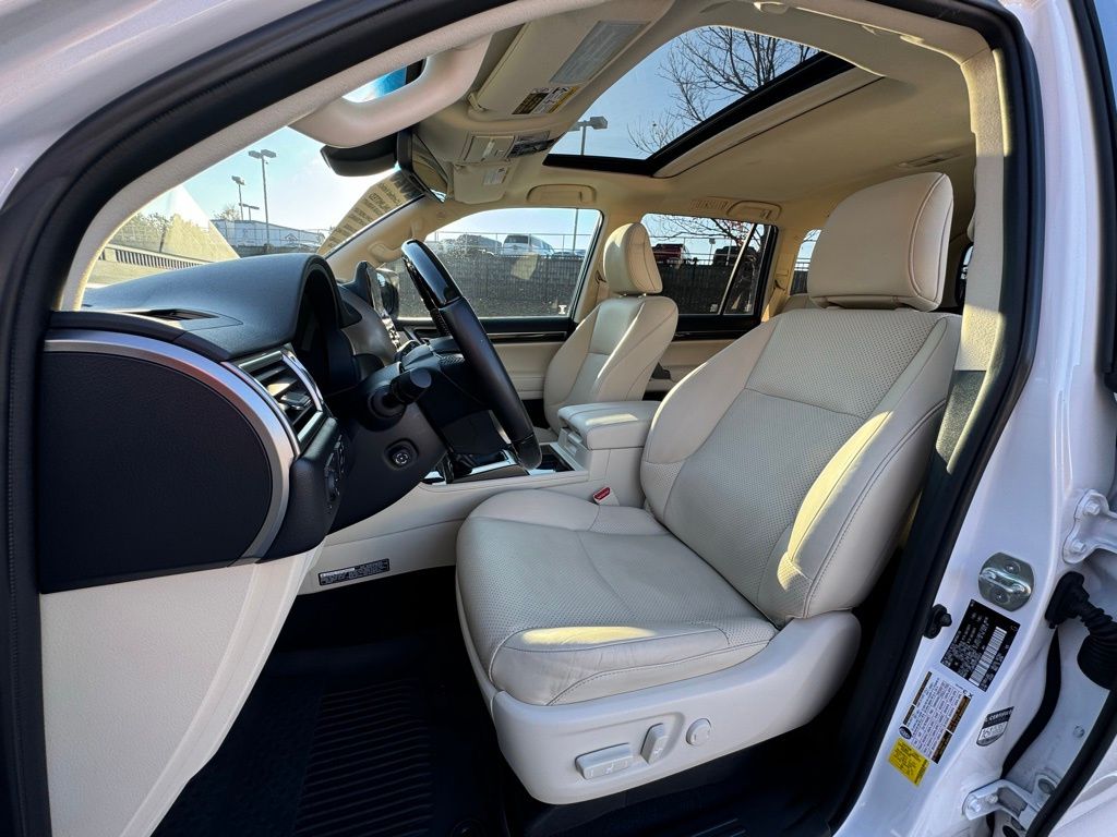 2023 Lexus GX 460 Luxury 22