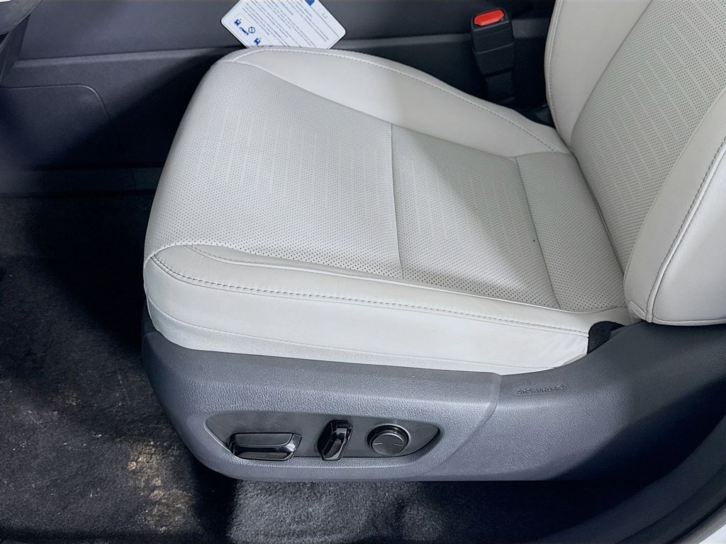 Thumbnail: 2026 Lexus TX - 21