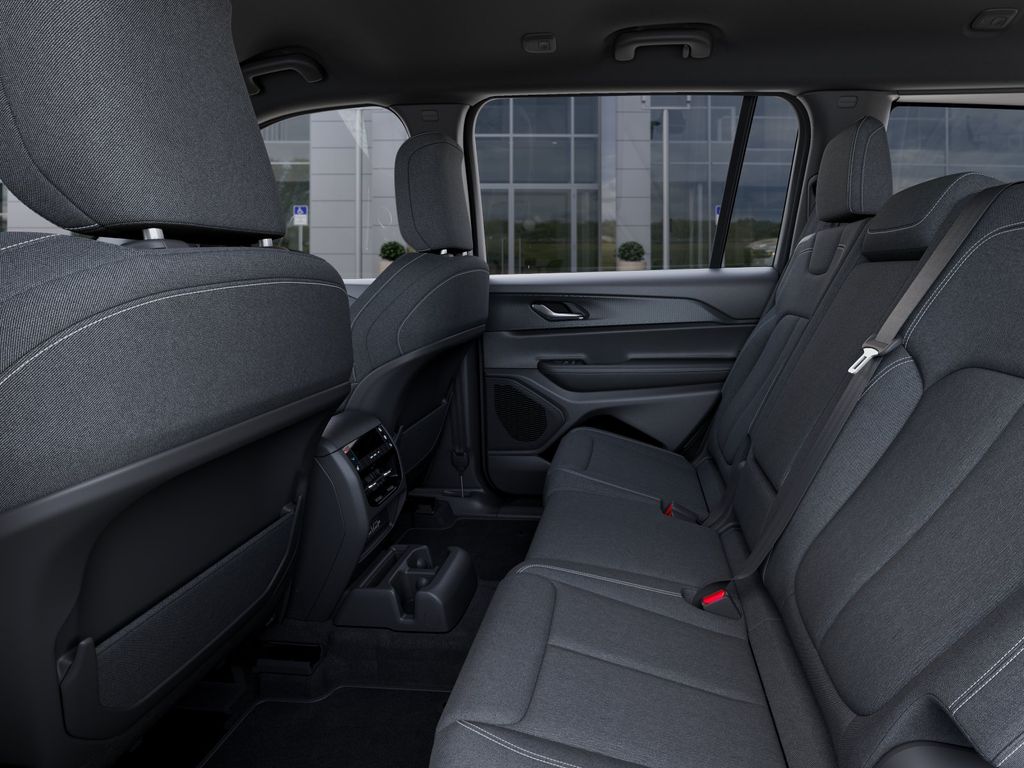 New 2026 Diamond Black Crystal Pearlcoat Jeep Laredo image 23