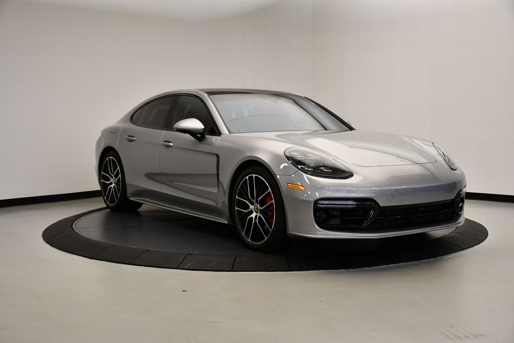 2023 Porsche Panamera GTS 9