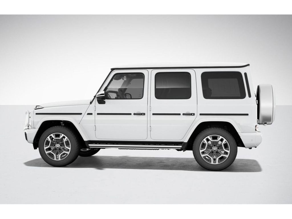 2025 Mercedes-Benz G-Class G 550 33