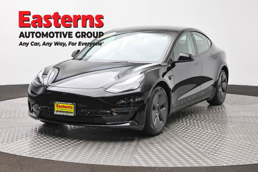 2023 Tesla Model 3 -'s photo